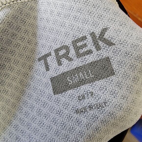 Trek "The Trek 100" Womens S Limitted Edition Cycling Semi-Fit Jersey Italy NWT - Picture 7 of 8